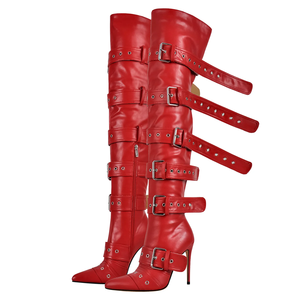Bottes Punk Over-The-Knee pour femmes Bottes gothiques à talons aiguilles cloutées à boucles multiples - Product Image 4