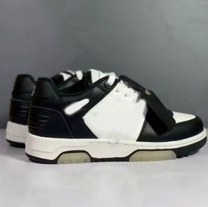 Scarpe da passeggio da donna e da <span class=keywords><strong>uomo</strong></span> di design 2026, sneakers <span class=keywords><strong>basse</strong></span> bianche con decorazioni a blocchi di colore e allacciatura a freccia cucita - Product Image 5