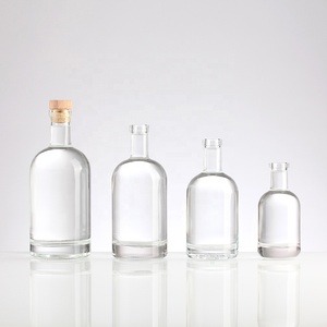 Bouteille d'alcool ronde de luxe respectueuse de l'environnement, bouteille de <span class=keywords><strong>gin</strong></span> de 700 ml pour boissons alcoolisées de haute qualité - Product Image 4