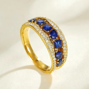 Anello Vintage con Design Geometrico Classico da Donna - Product Image 6