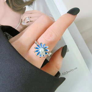 Anillos de flores giratorios ajustables de varios estilos con perlas de concha y circonitas, chapados en oro sobre cobre, joyería antiestrés para mujer - Product Image 3
