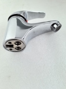 Cheap Price Zinc Mixer Plated Chrome Deck Mounted Basin Mixer Classic <strong>Bathroom</strong> Basin <strong>Faucet</strong> <strong>Single</strong> <strong>Handle</strong> <strong>Bathroom</strong> <strong>Faucet</strong> - Product Image 5