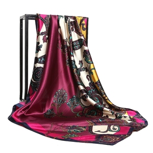 Sciarpa Quadrata in <span class=keywords><strong>Seta</strong></span> Nera da Donna, Nuovo Marchio di Moda con Stampa a Catena, <span class=keywords><strong>Foulard</strong></span> 90*90cm per Primavera e Autunno, Copricapo Musulmano - Product Image 6