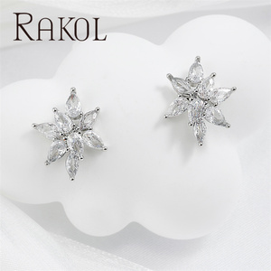 Pendientes de Flores Cúbicas Transparentes RAKOL EP5829, Joyería de Moda de Circonia Chapada en Platino de Alta Calidad para Mujer - Product Image 5