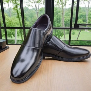 Chaussures habillées en cuir formelles pour hommes, noires, en cuir de vachette pleine fleur, à enfiler, pour le bureau et les occasions professionnelles - Product Image 3