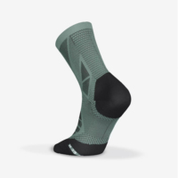Chaussettes de course athlétiques OEM, chaussettes de performance respirantes en maille rembourrée pour hommes et femmes