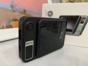 Nuevo banco de energía magnético delgado portátil 10000mAh banco de energía inalámbrico magnético pantalla Digital PD para <span class=keywords><strong>iPhone</strong></span> <span class=keywords><strong>11</strong></span> 12 13 14 15 - Product Image 4