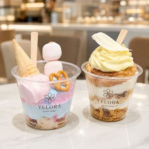 ถ้วยไอศกรีมแบบใช้แล้วทิ้ง 260 มล. พิมพ์โลโก้ได้ คุณภาพสูง สำหรับร้านกาแฟ สมูทตี้ ถ้วยพลาสติกใส่ไอศกรีมแบบนำกลับบ้าน - Product Image 4