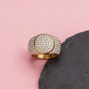 Anello da Uomo in Acciaio Inossidabile con Borchie e Diamanti - Product Image 3