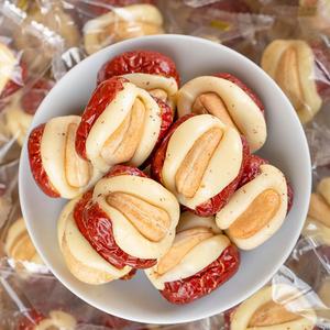 Jujubes rouges fourrées au lait de noix de cajou, faites à la main, supportées par OEM/ODM, pour en-cas aux noix - Product Image 4