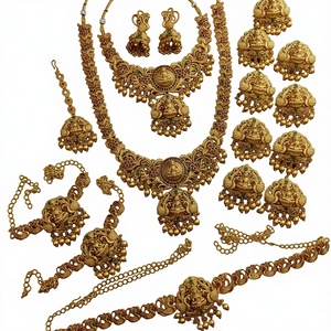 Ensemble de bijoux de mariée traditionnels du sud de l'Inde de qualité supérieure pour l'exportation, avec zircon plaqué or, finition antique pour les fêtes de mariage - Product Image 1