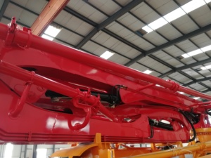 Chinesischer Hersteller Liefert LKW-Montierte 33m <span class=keywords><strong>Mini</strong></span>-Betonpumpe LKW-Betonpumpe mit Ausleger Turmbetonpumpe - Product Image 6