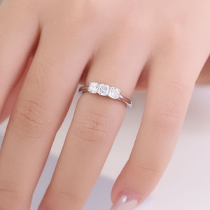 IGI <span class=keywords><strong>Certified</strong></span> 3 Pedra Almofada Corte Anel 14K Ouro Branco Minimalista Estilo De Noivado Anéis De Diamante De Casamento para As Mulheres à venda - Product Image 6