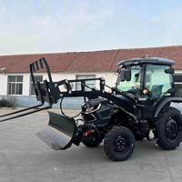 Trattore Agricolo 4x4 ad Alte Prestazioni con Caricatore Frontale, Spazzaneve e Forca per Agricoltura