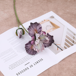 Fleur d'iris artificielle au toucher réaliste, fabrication exquise, en soie et caoutchouc souple, pour la décoration intérieure et de mariage, style forêt extérieur - Product Image 6