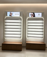Vitrines de présentation de lunettes écologiques personnalisées |   Mobilier de magasin d'optique avec éclairage LED, solutions clés en main pour l'aménagement de magasin
