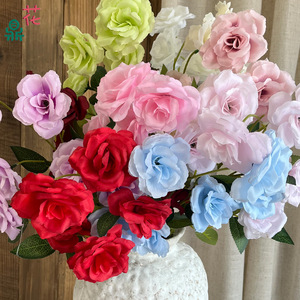 Roses artificielles à tige haute en soie pour décorations de mariage, style romantique et rêveur - Product Image 4