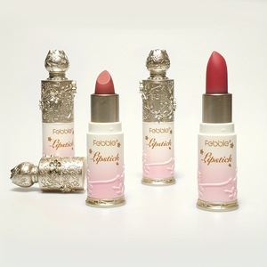 Bán buôn 24 cái/hộp dễ thương phim hoạt hình Kid Stitch Cô Gái Mỹ phẩm veganstick Son bóng giữ ẩm nước gương son môi - Product Image 2