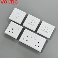 Interrupteur et prise électriques standard britanniques en gros d'usine, 13A 20A 250V, interrupteur lumineux pour application domestique