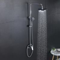Ensemble de douche mural personnalisable avec mitigeur monocommande et fonction pluie pour salle de bain