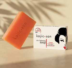 Sapone Schiarente per la Pelle allo Zenzero e Acido Kojico con Glutatione, Oli Essenziali di Limone e Arancia Dolce, Fatto a Mano per Tutti i Tipi di Pelle - Product Image 5