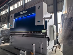 Máquina de Dobrar Hidráulica WE67K 6000mm Automática para Alumínio e Aço Inoxidável com DA53TX - Mais Vendida - Product Image 3