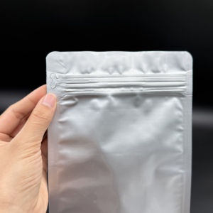 Sachet Doypack Personnalisé Refermable en Aluminium Imprimé avec Fermeture Éclair, Qualité Alimentaire, pour Emballage Café, Thé et Snacks - Product Image 3