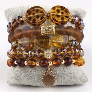 เครื่องประดับโบโฮทำมือ 5 ชิ้น ยางรัดผมแก้ว สายรัดผม กำไลข้อมือยางยืด กำไลข้อมือคริสตัลหินธรรมชาติ ชุดกำไลข้อมือแบบซ้อน - Product Image 4