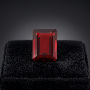Gema Suelta Facetada de Granate Rojo Zambiano/Almandina Natural de Alta Calidad, Corte Octogonal de 13x18 mm, 19 Quilates, Origen Zambiano - Product Image 2