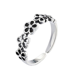 Anello Aperto Vintage a Cinque Fiori per Donne, Gioiello da Dito Floreale - Product Image 6