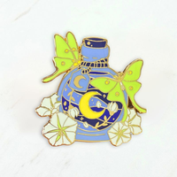 En gros : Épingles en émail rigide en métal, motifs papillon, bouteille de parfum, chat mignon, floral, badges de revers, avec logo personnalisé