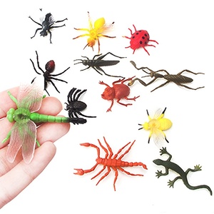 12 Modelli di Insetti Artificiali in PVC, Mini Ornamenti Animali per il Commercio <span class=keywords><strong>Estero</strong></span>: Coccinelle, Ragni, Coleotteri, Libellule, Scorpioni per la Maternità - Product Image 2