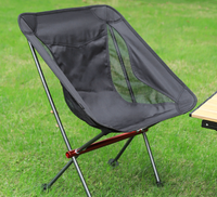 Chaise de randonnée confortable pour l'extérieur avec cadre en aluminium, pieds en cabriole - Conception compacte et robuste pliable pour le camping et la randonnée
