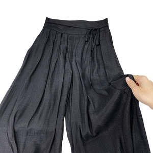2024 femmes rétro Ramie coton Culottes <span class=keywords><strong>plissé</strong></span> jambe large été pantalons décontractés avec <span class=keywords><strong>taille</strong></span> élastique <span class=keywords><strong>grande</strong></span> <span class=keywords><strong>taille</strong></span> et conception de balançoire - Product Image 1