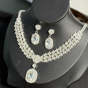 Diamond studded Sparkling Earrings Necklace Temperament <strong>Bridal</strong> <strong>Jewelry</strong> <strong>Set</strong> for Women Wholesale N911250 - Product Image 2