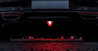 Livraison rapide d'usine Stock nouveau camion led feu arrière 12V CE DOT ECE EMARK certification rouge camion remorque V type naviguer lampe