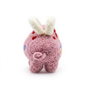 Best Himalaya Handmade Eco-Friendly <b>Felt</b> Wool Pig Ornament White Pink Polka Dot Traditional Style Christmas Indoor Wall Hanging - Product Image 4