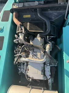 Excavatrice Kobelco SK210 d'occasion pour la construction et les travaux de terrassement en carrière, haute productivité, prête à l'emploi, en bon état - Product Image 3