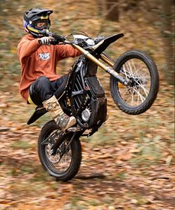 Pour Polar Bee 3C Performance Edition 74V 21KW Ultra Bee <span class=keywords><strong>Moto</strong></span> électrique tout-terrain homologuée pour la route 85 km/h Vélo électrique - Product Image 1