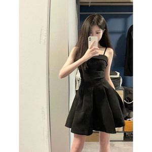 Robe de soirée en mousseline noire sans bretelles, taille naturelle, plis confortables, style simple, coupe trapèze vintage - Product Image 1