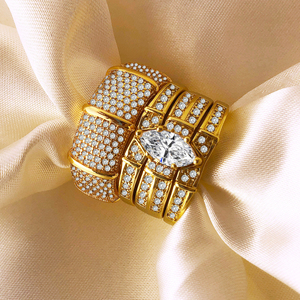Ensemble de 4 bagues pour couple plaquées or 18 carats, micro-zircon pavé complet, bague pour homme, bague empilable marquise pour femme, bijoux de mariage et de fiançailles - Product Image 1