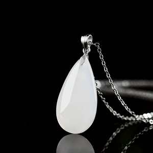 Auténtico colgante de jade blanco Tianyu con material antiguo y plata S925, collar con colgante de jade natural genuino para mujer - Product Image 4