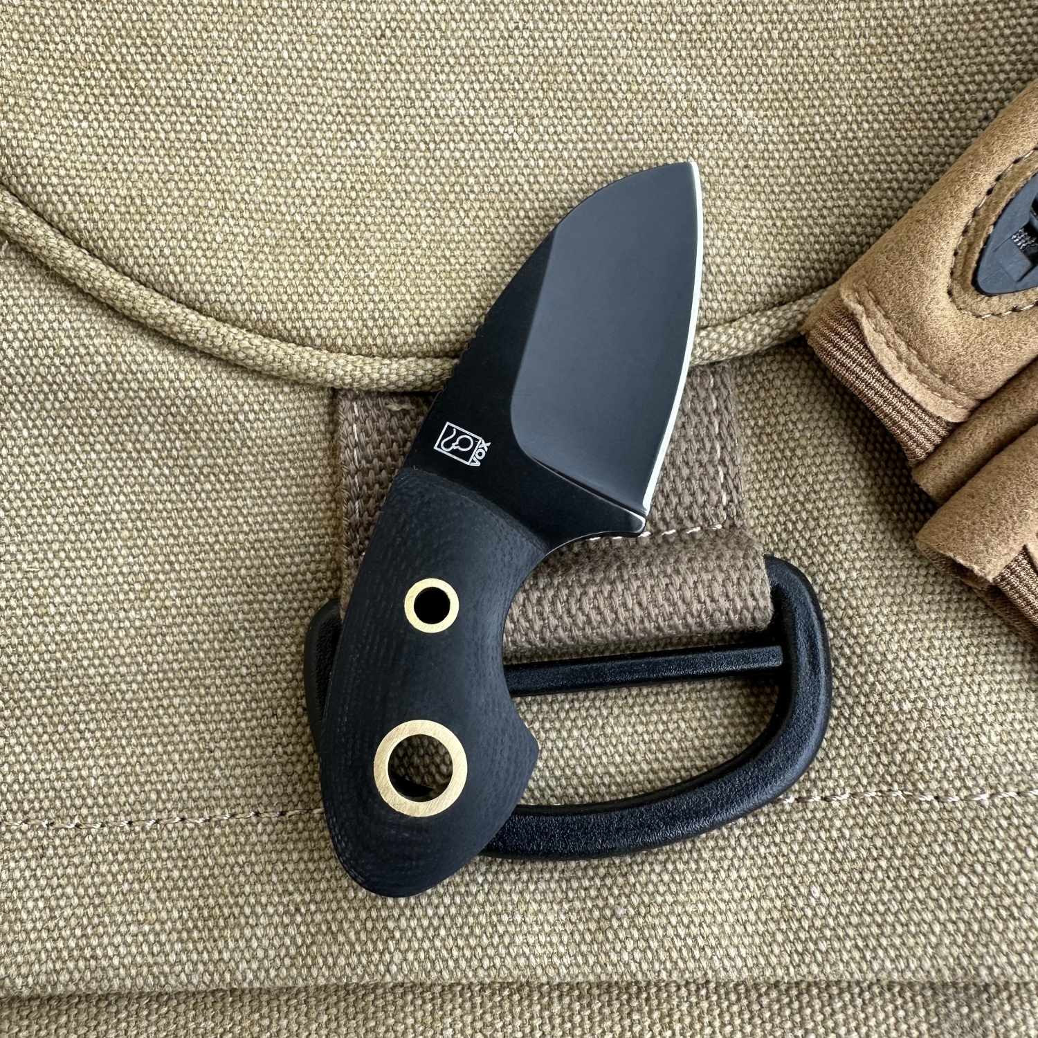Tactical Knife Necklace Durable Versatile EDC Solutions