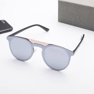 Lunettes de soleil bleues à demi-cadre pour femmes, unisexes, verres en PC, protection UV à 100%, style tendance, taille adulte - Product Image 2