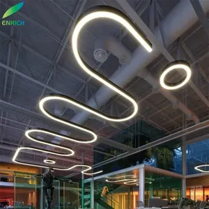 Kunden spezifisches gebogenes lineares Lampen set Profil aus extrudiertem Aluminium mit gebogenem Schwarz-Weiß-Lampen gehäuse material