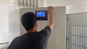 철도 제어실을 위한 5.7 인치 LCD 내장 출력 절연 변압기 384VDC <span class=keywords><strong>6</strong></span> 펄스 정류기 <span class=keywords><strong>20KVA</strong></span> 저주파 <span class=keywords><strong>UPS</strong></span> - Product Image 6