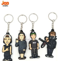 Porte-clés en caoutchouc souple 2D/3D avec logo personnalisé, meilleur cadeau, design anime, ouvre-bouteille, étanche, léger, porte-clés en PVC