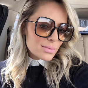 Lunettes de soleil de style D, montures surdimensionnées, protection UV400 pour femmes, mode street style - Product Image 3