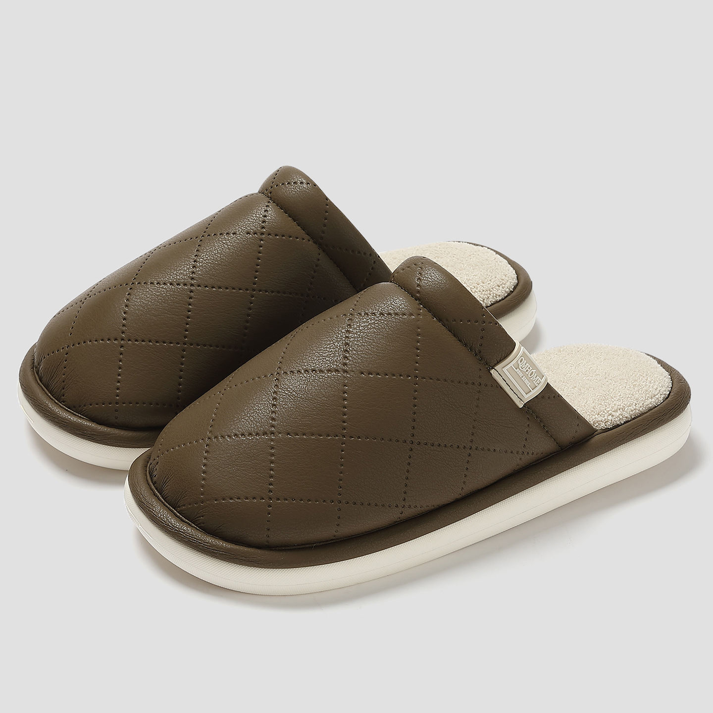 สีน้ำตาลเข้ม