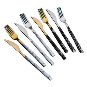 Cuchillo de acero inoxidable de imitación de mármol, tenedor y cuchara, vajilla occidental de alimentos, juego de 5 piezas
